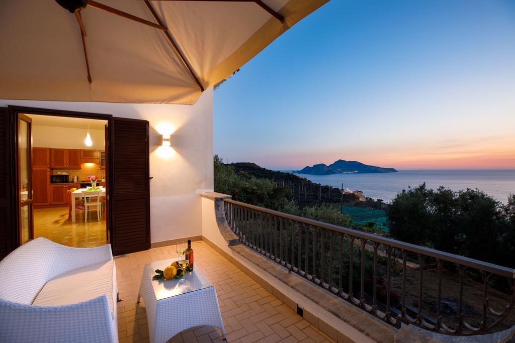 Il Nido Del Gabbiano Apartment Massa Lubrense Ngoại thất bức ảnh